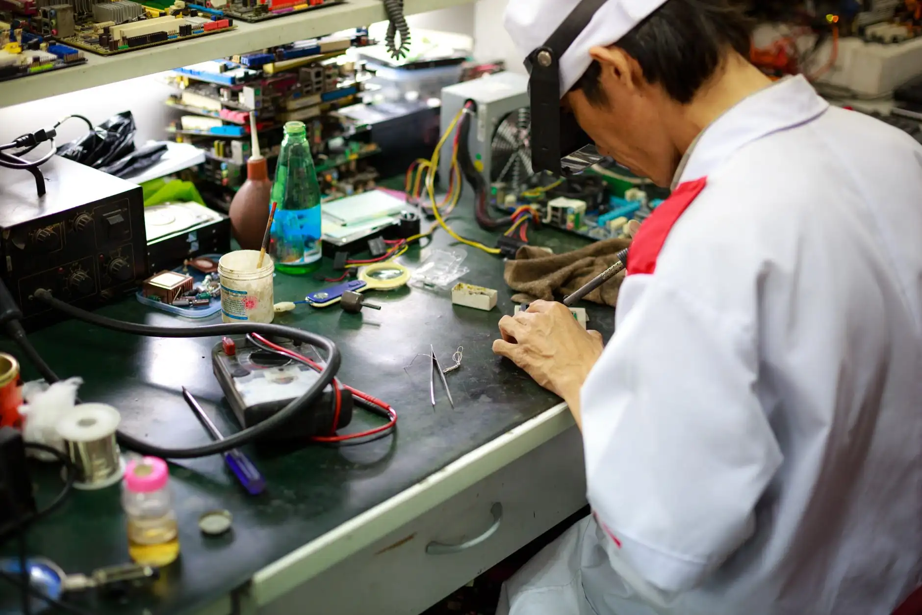 徐州权意电子科技产品中心：电子元件选型要点与配套服务解析正文配图 1